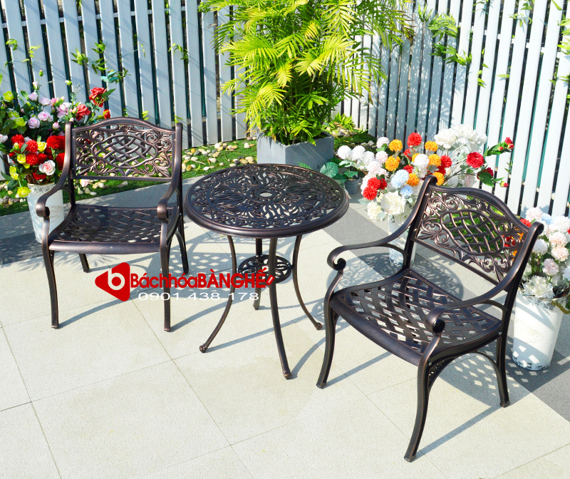 Bộ bàn ghế cafe sân vườn sân thượng hồ bơi nhôm đúc 186